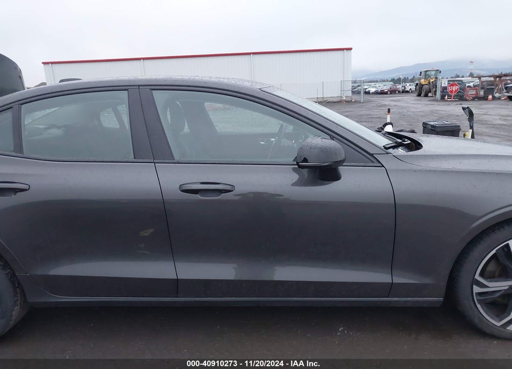 2024 VOLVO S60 B5 PLUS DARK THEME VIN: 7JRL12FL9RG280739