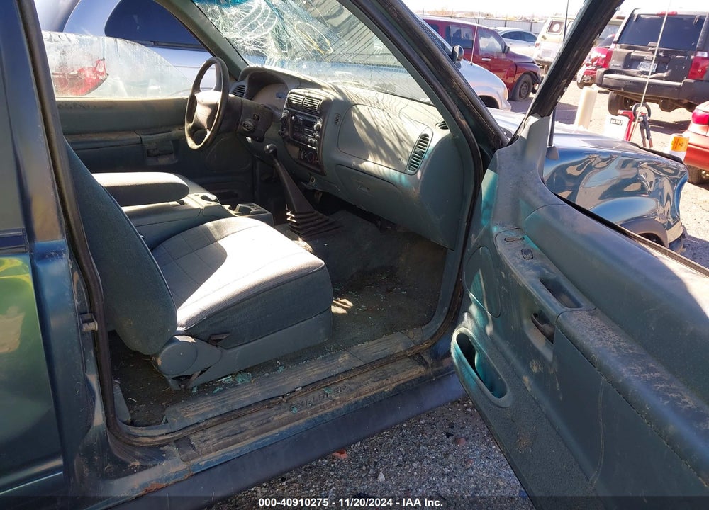 1995 FORD EXPLORER VIN: 1FMCU24XXSUC06907