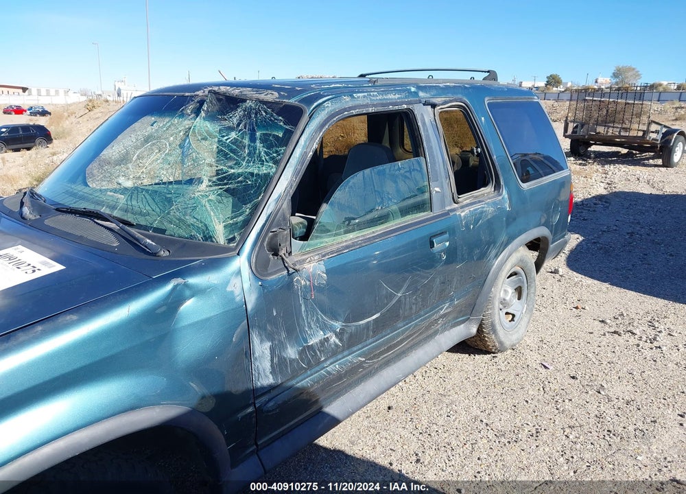 1995 FORD EXPLORER VIN: 1FMCU24XXSUC06907
