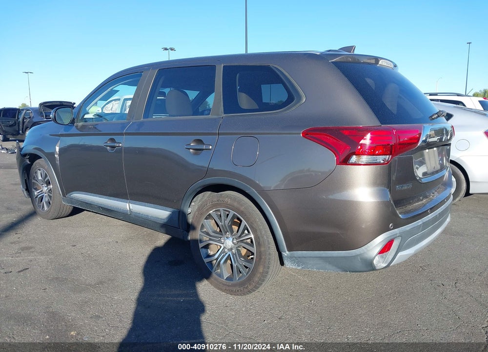 2017 MITSUBISHI OUTLANDER SE/SEL VIN: JA4AD3A34HZ018330