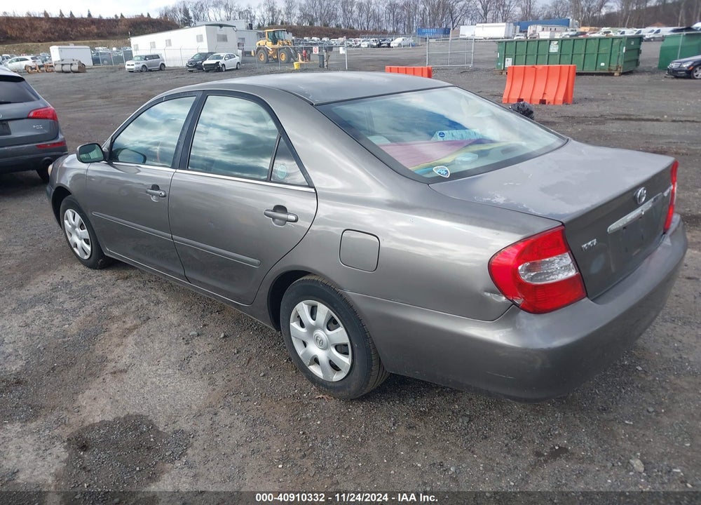 2004 TOYOTA CAMRY LE VIN: 4T1BE32K64U840918