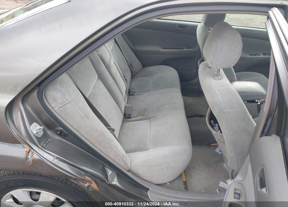 2004 TOYOTA CAMRY LE VIN: 4T1BE32K64U840918