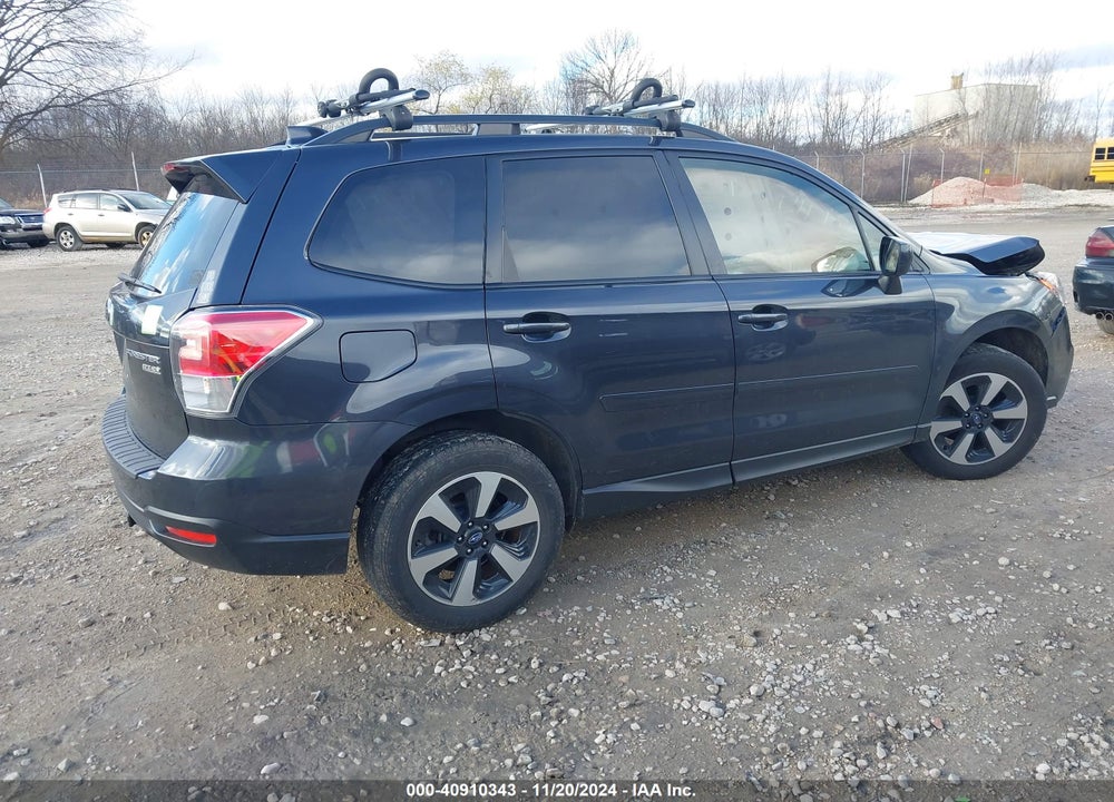 2017 SUBARU FORESTER 2.5I PREMIUM VIN: JF2SJAGC6HH500836