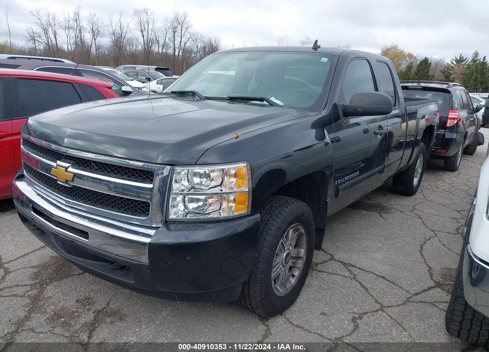 2009 CHEVROLET SILVERADO 1500 LT VIN: 1GCEK29059Z182401