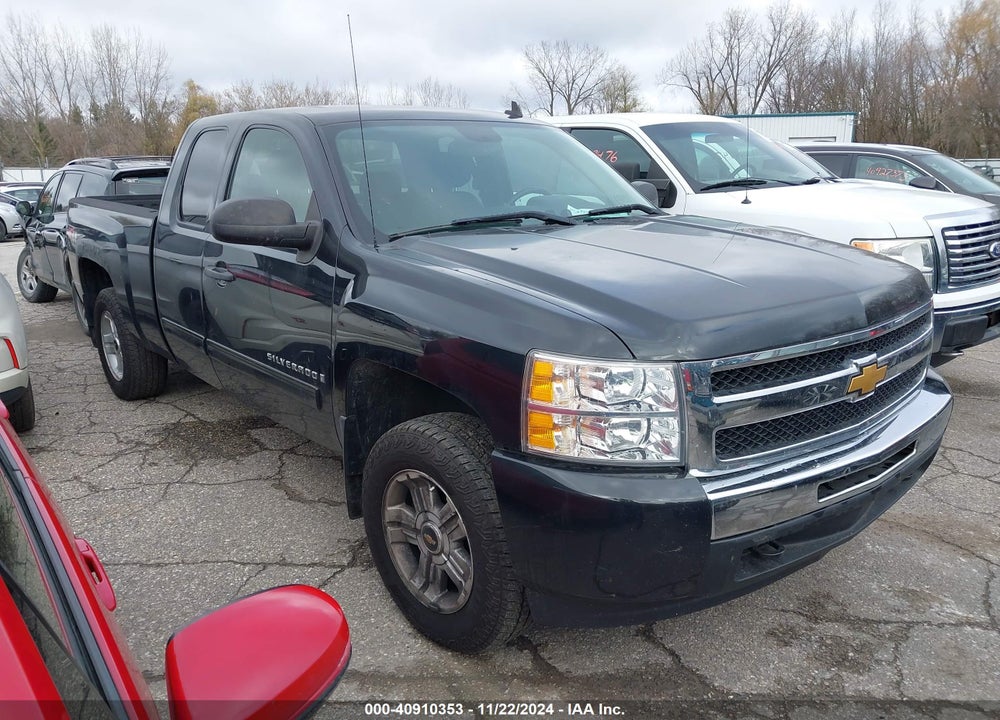 2009 CHEVROLET SILVERADO 1500 LT VIN: 1GCEK29059Z182401