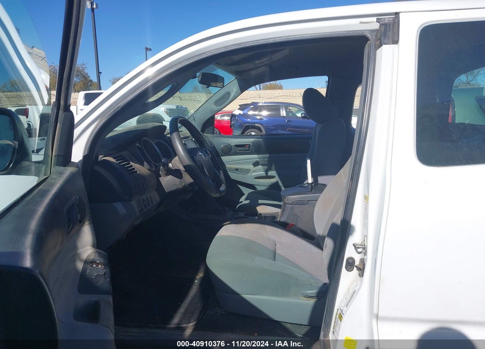 2015 TOYOTA TACOMA VIN: 5TFTX4CN4FX055560