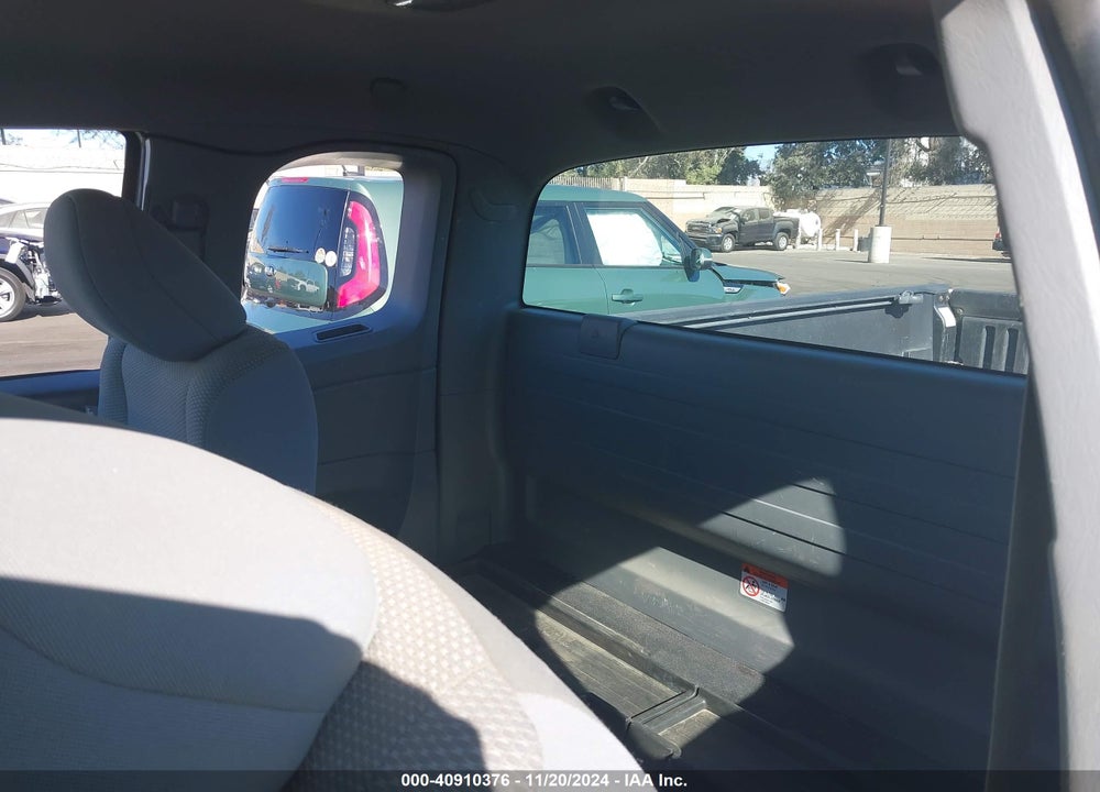 2015 TOYOTA TACOMA VIN: 5TFTX4CN4FX055560