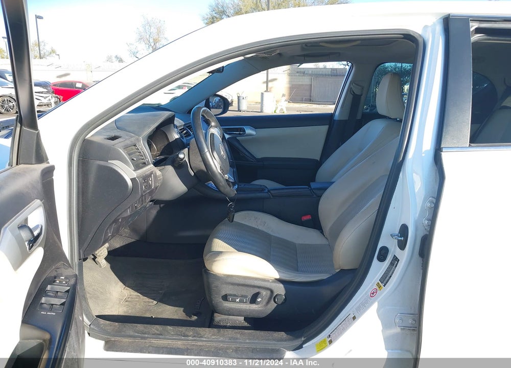 2013 LEXUS CT 200H VIN: JTHKD5BH2D2161696