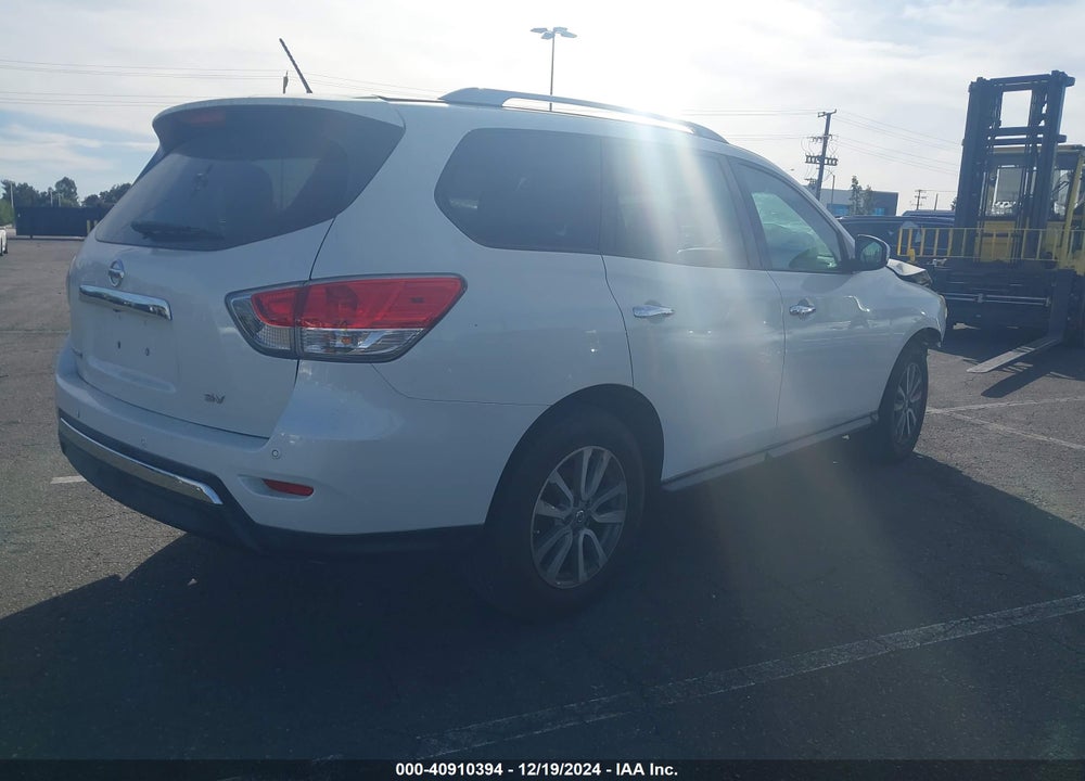 2014 NISSAN PATHFINDER SV VIN: 5N1AR2MN8EC630832