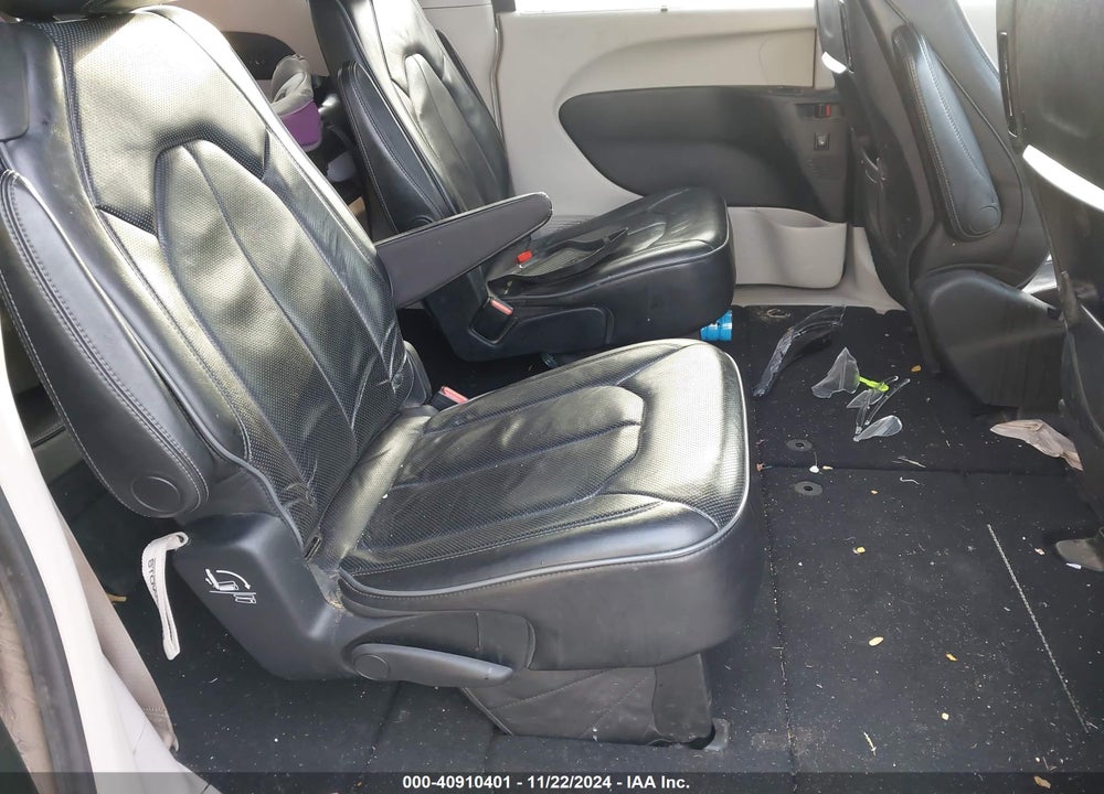 2018 CHRYSLER PACIFICA LIMITED VIN: 2C4RC1GG2JR252184