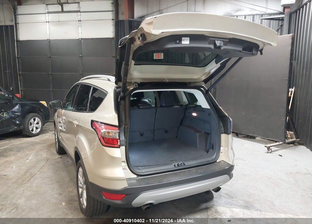 2017 FORD ESCAPE TITANIUM VIN: 1FMCU9J91HUF09307