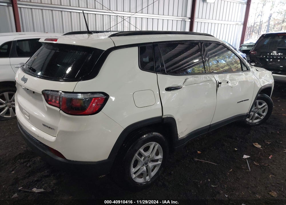 2018 JEEP COMPASS SPORT FWD VIN: 3C4NJCAB4JT331091