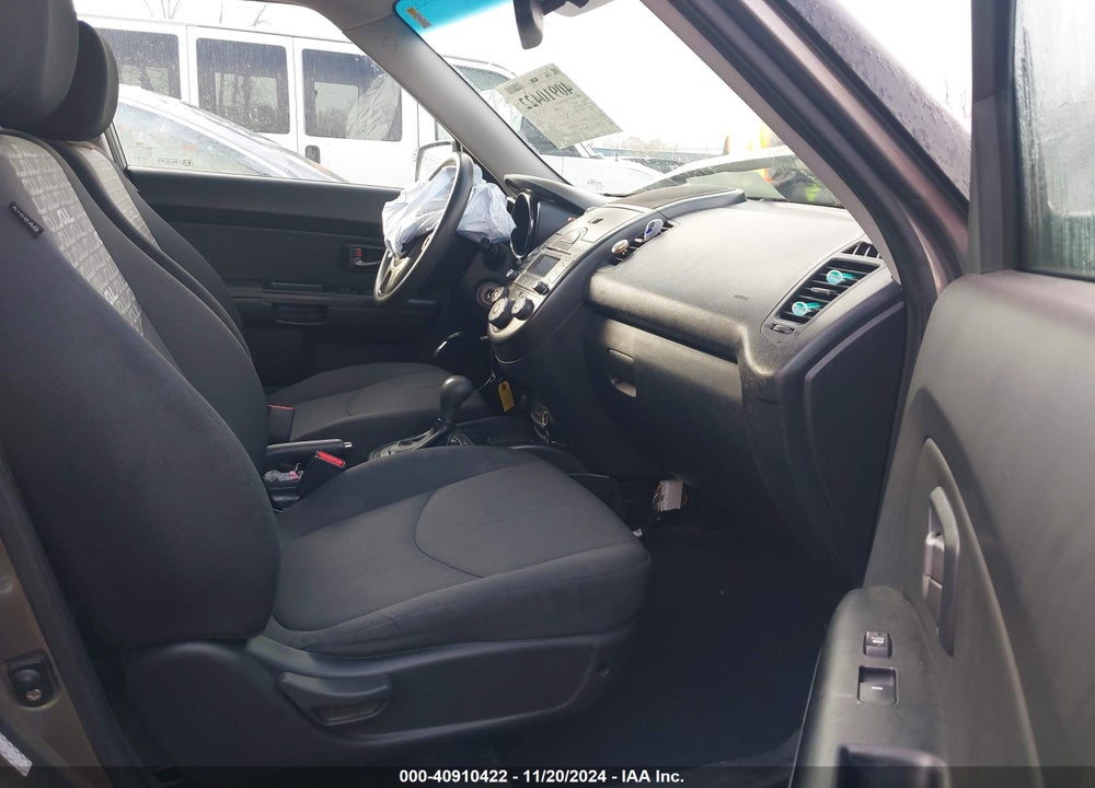 2011 KIA SOUL VIN: KNDJT2A23B7227099