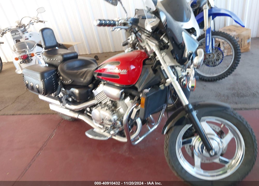 1996 HONDA VF750 CD VIN: JH2RC4335TM101342