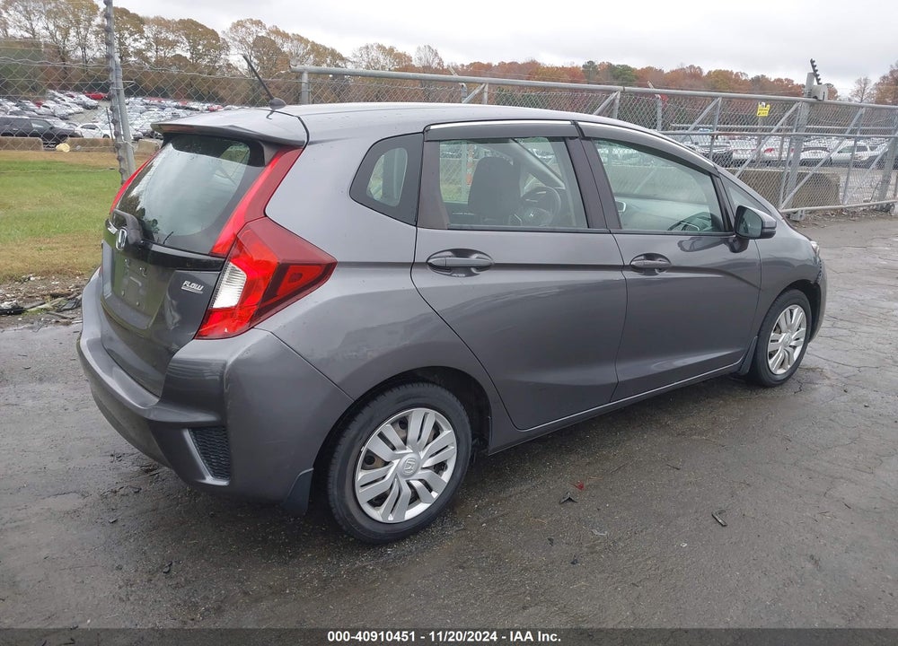 2015 HONDA FIT LX VIN: 3HGGK5G5XFM786923