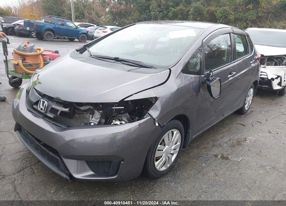 2015 HONDA FIT LX VIN: 3HGGK5G5XFM786923