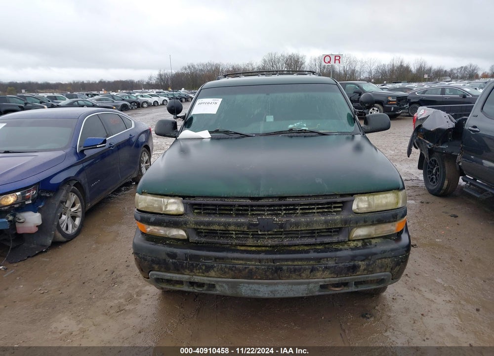 2002 CHEVROLET TAHOE SPECIAL SERVICES VIN: 1GNEK13V12J177657