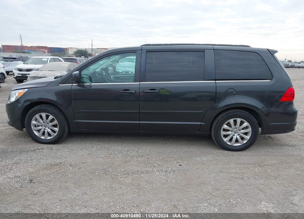 2012 VOLKSWAGEN ROUTAN SE VIN: 2C4RVABG7CR392221