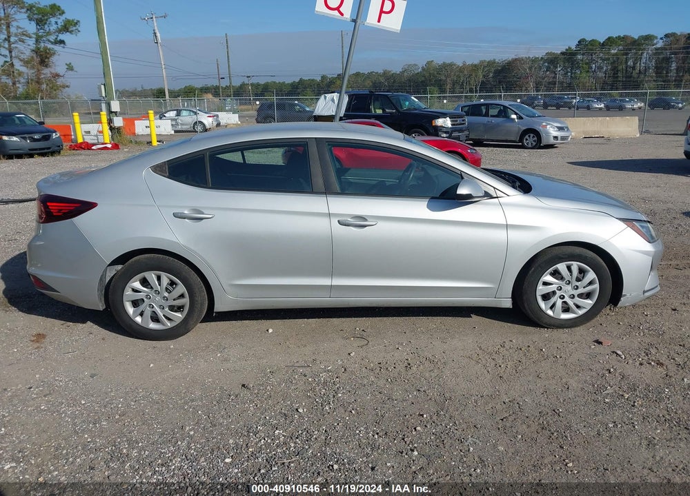 2019 HYUNDAI ELANTRA SE VIN: 5NPD74LF0KH452153