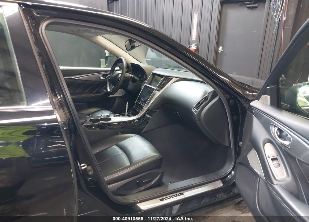 2017 INFINITI Q50 VIN: JN1EV7AR7HM833296