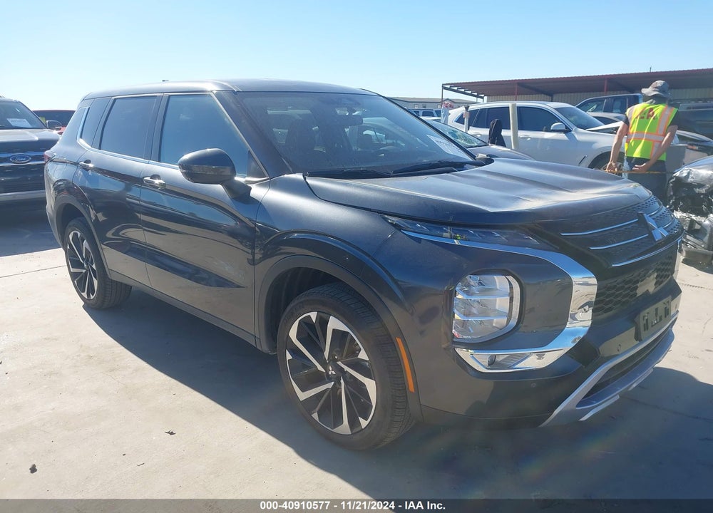 2024 MITSUBISHI OUTLANDER SE 2.5 2WD/SE BLACK EDITION S-AWC/SE BLACK EDITION W/PANO ROOF VIN: JA4J3VA83RZ083410