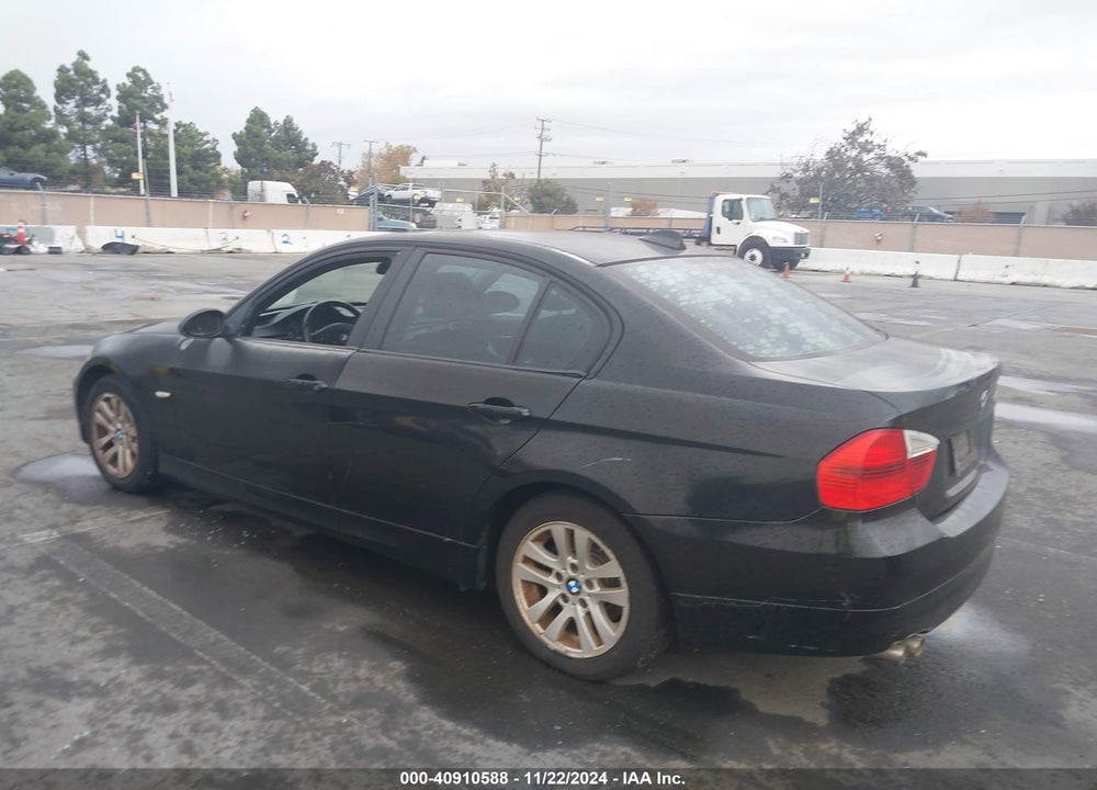 2007 BMW 328I VIN: WBAVA37547NL17683