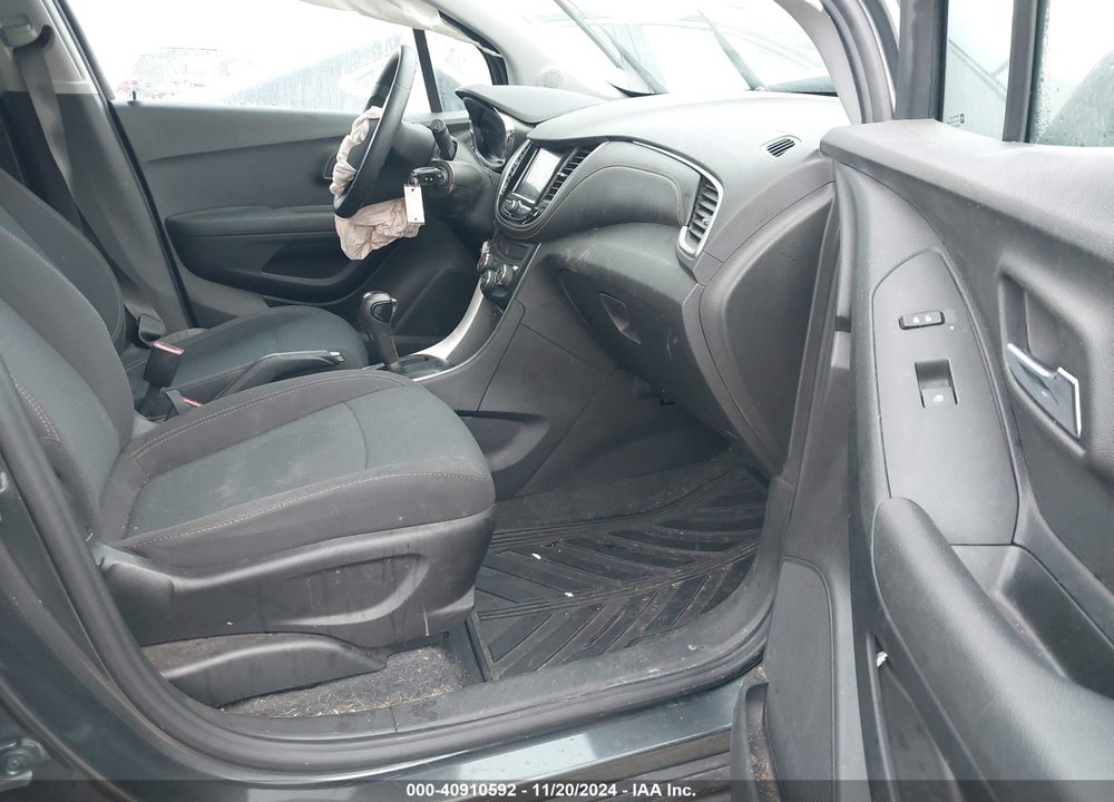 2020 CHEVROLET TRAX FWD LS VIN: 3GNCJKSBXLL123162