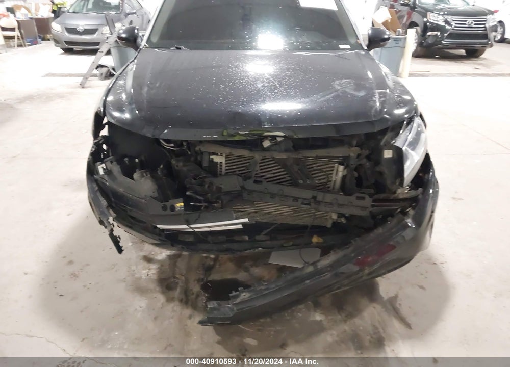 2019 VOLKSWAGEN TIGUAN 2.0T SE/2.0T SEL/2.0T SEL R-LINE/2.0T SEL R-LINE BLACK VIN: 3VV2B7AX2KM021277