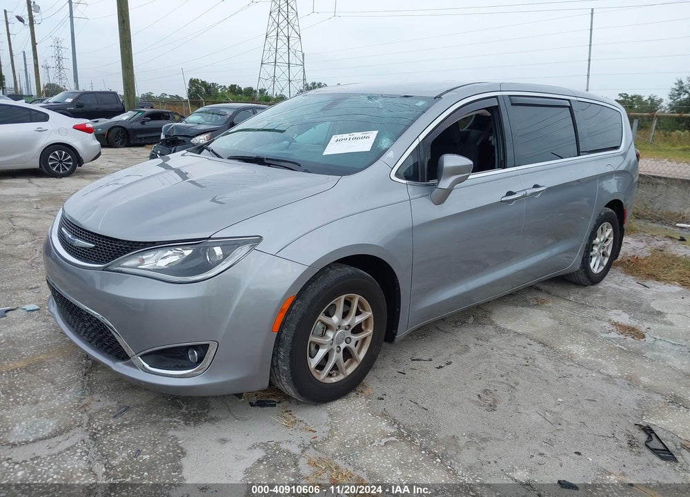 2020 CHRYSLER PACIFICA TOURING VIN: 2C4RC1FG8LR247771