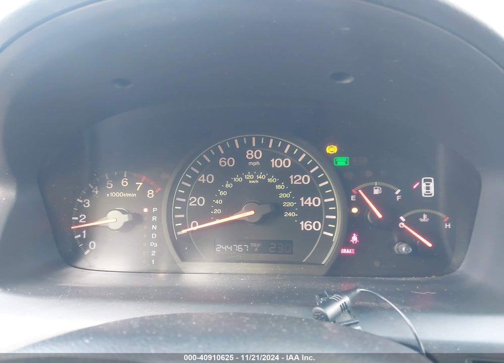 2004 HONDA ACCORD 2.4 EX VIN: 1HGCM56804A090649
