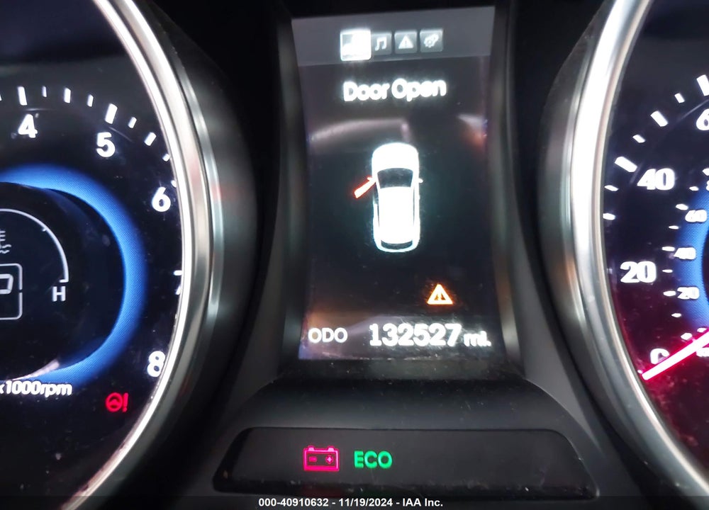 2015 HYUNDAI SANTA FE SPORT 2.4L VIN: 5XYZU3LB9FG305302