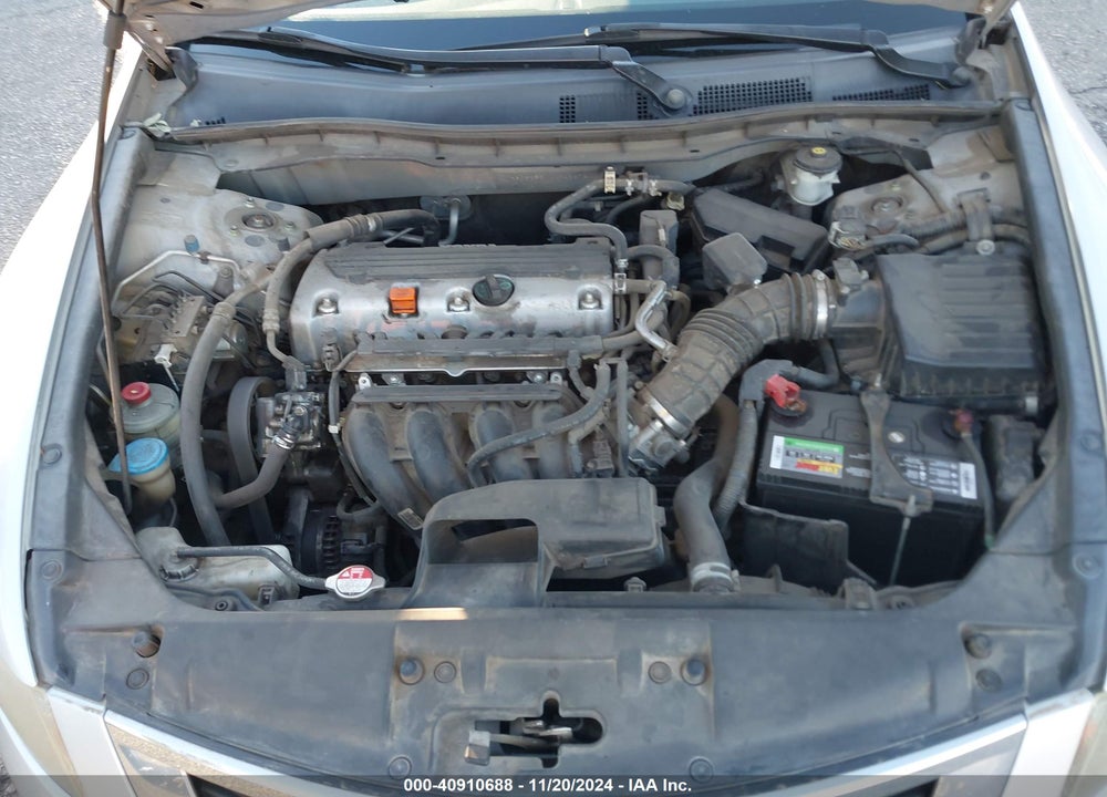 2010 HONDA ACCORD 2.4 LX VIN: 1HGCP2F3XAA045272