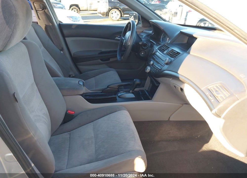 2010 HONDA ACCORD 2.4 LX VIN: 1HGCP2F3XAA045272