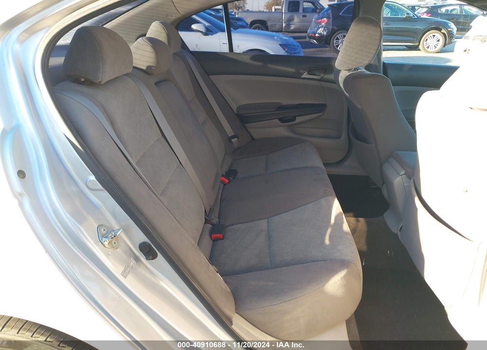 2010 HONDA ACCORD 2.4 LX VIN: 1HGCP2F3XAA045272