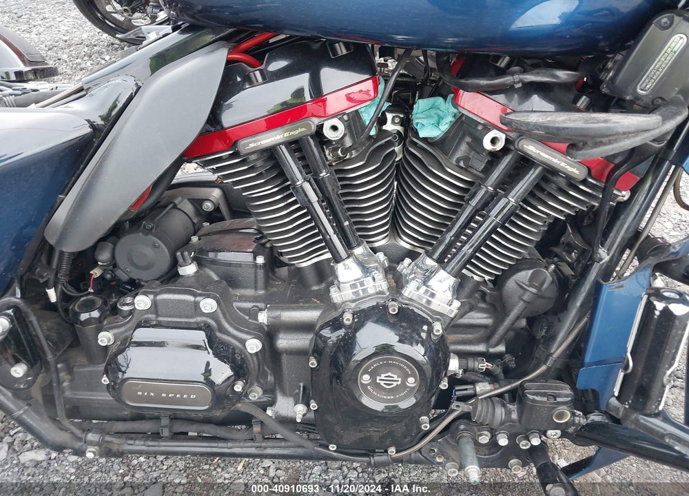 2019 HARLEY-DAVIDSON FLTRXSE VIN: 1HD1TCL1XKB957937