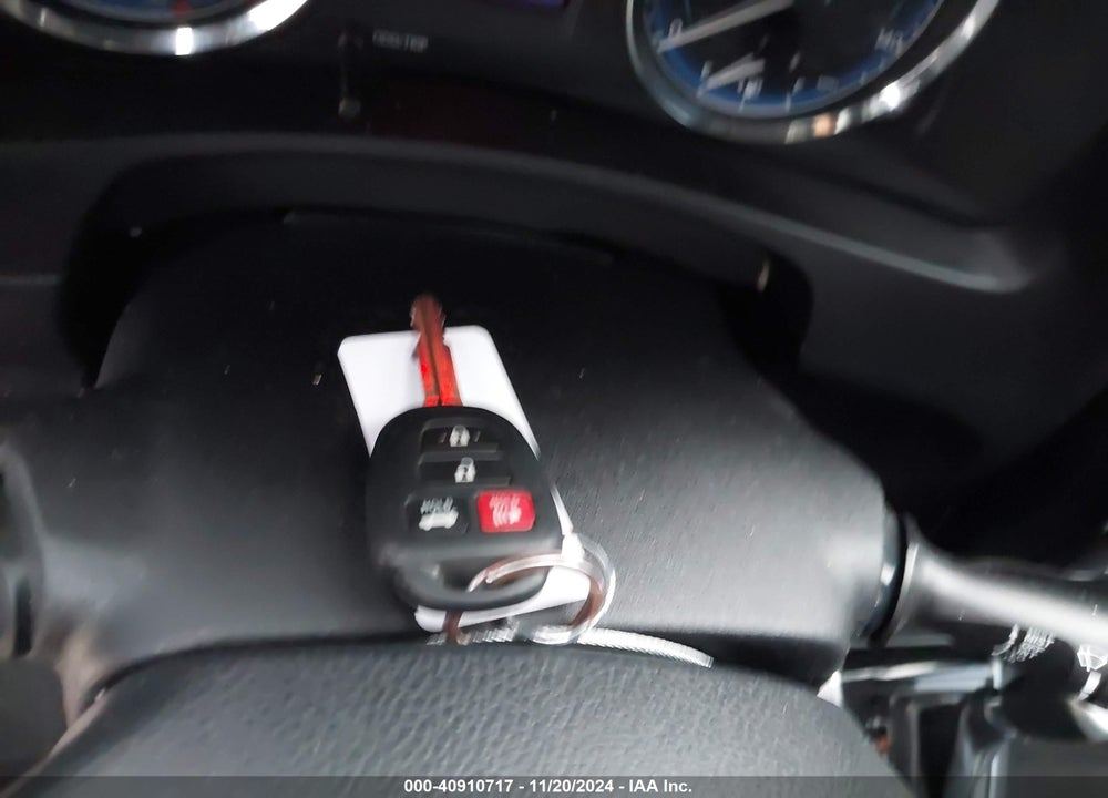 2017 TOYOTA COROLLA LE VIN: 5YFBURHE0HP705917
