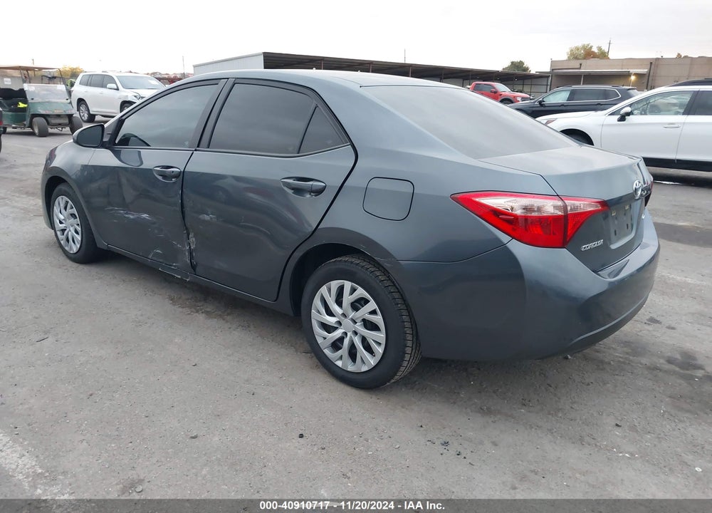 2017 TOYOTA COROLLA LE VIN: 5YFBURHE0HP705917