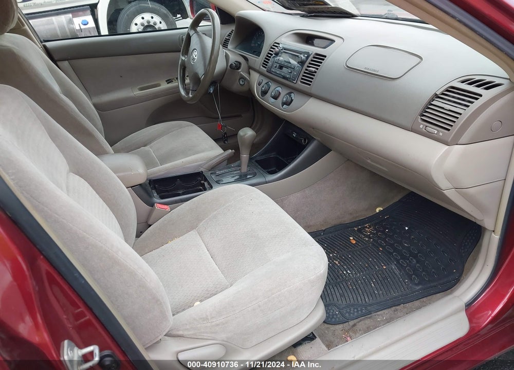2002 TOYOTA CAMRY LE VIN: JTDBE32K020015983