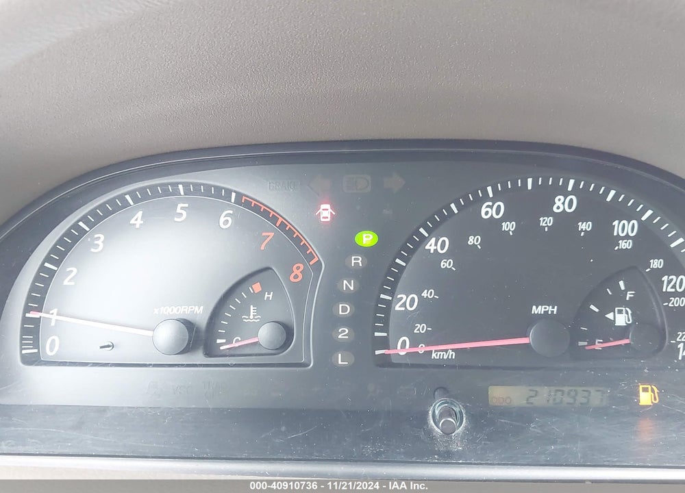 2002 TOYOTA CAMRY LE VIN: JTDBE32K020015983