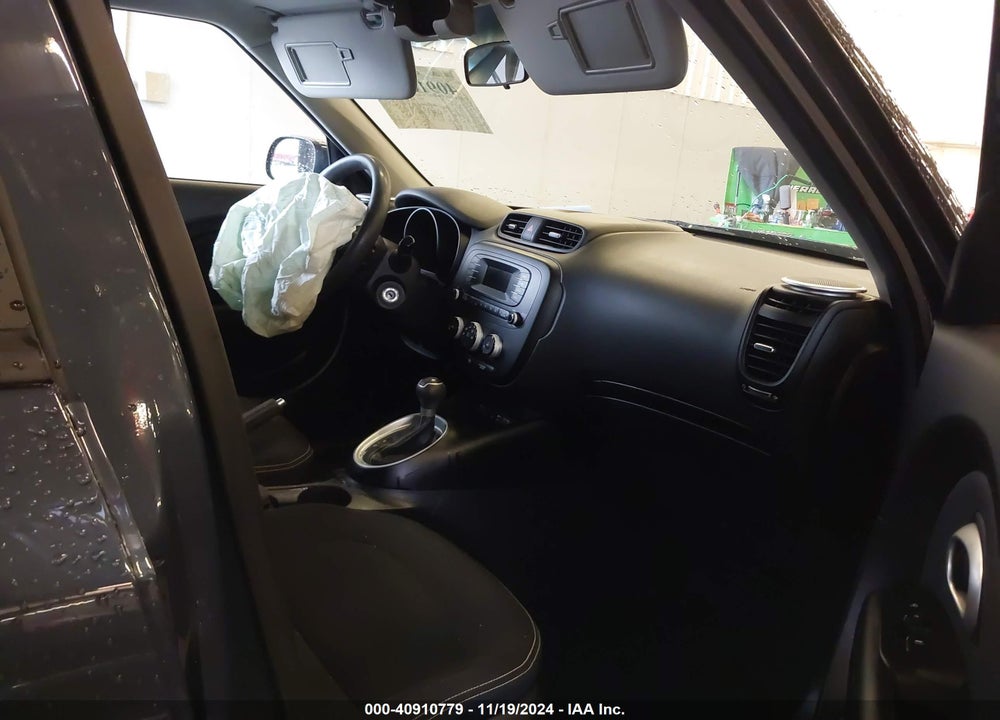 2015 KIA SOUL VIN: KNDJP3A52F7180349