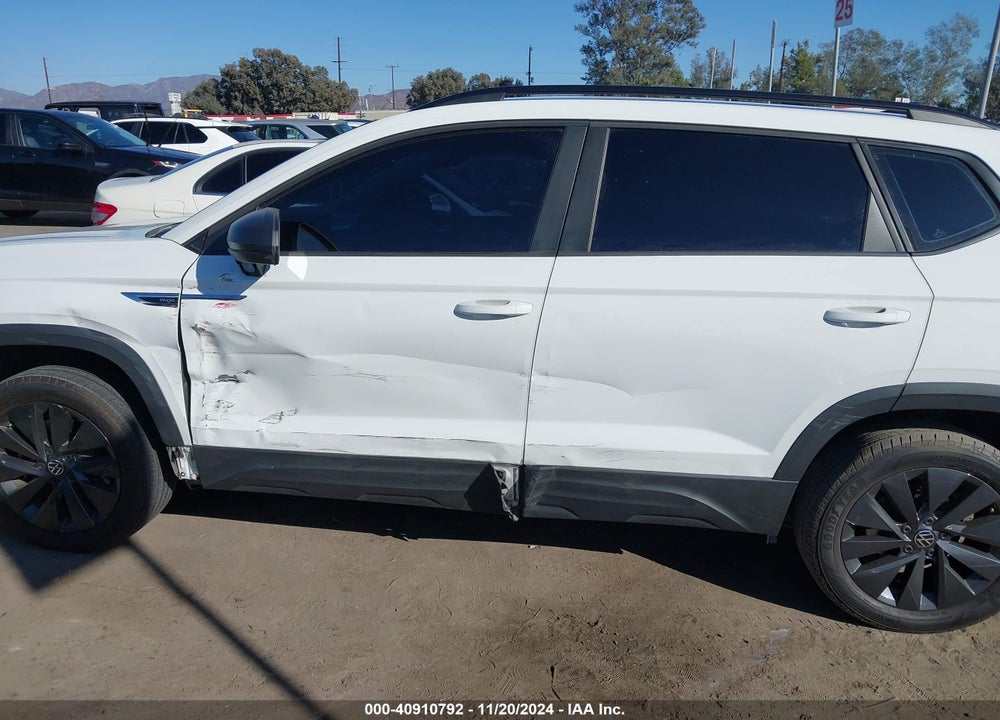 2022 VOLKSWAGEN TAOS 1.5T S VIN: 3VVDX7B23NM049428