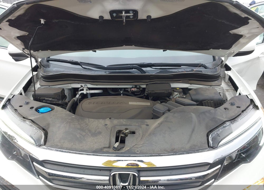 2017 HONDA PILOT EX-L VIN: 5FNYF5H73HB042479