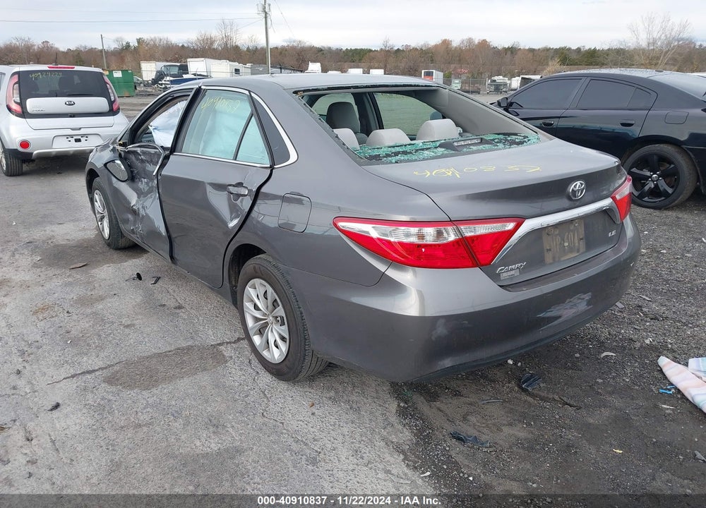 2016 TOYOTA CAMRY LE VIN: 4T4BF1FKXGR555693