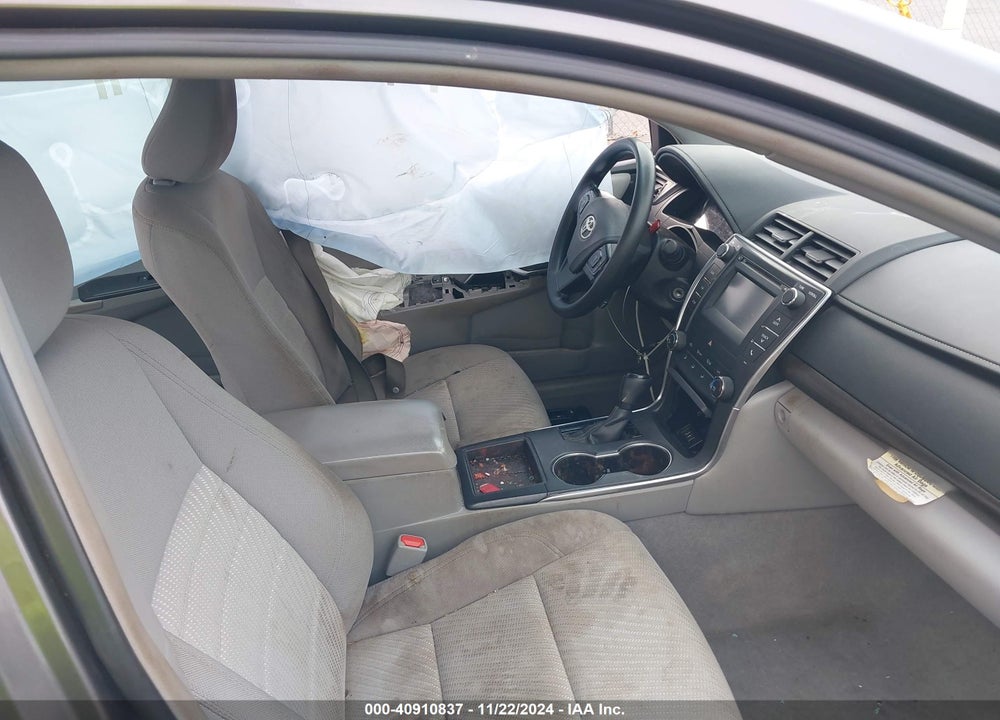2016 TOYOTA CAMRY LE VIN: 4T4BF1FKXGR555693