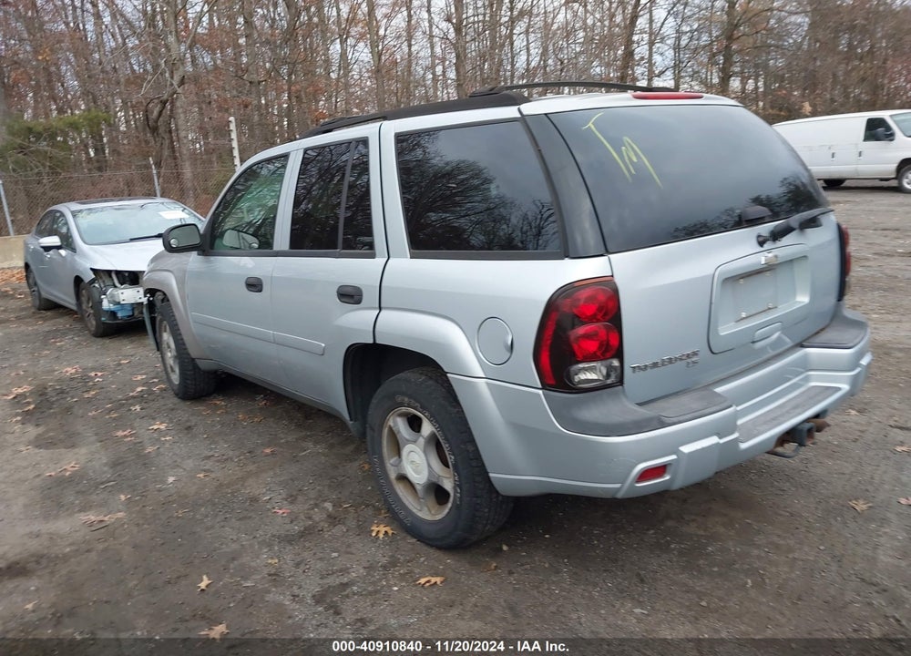 2007 CHEVROLET TRAILBLAZER LS VIN: 1GNDT13S172195298