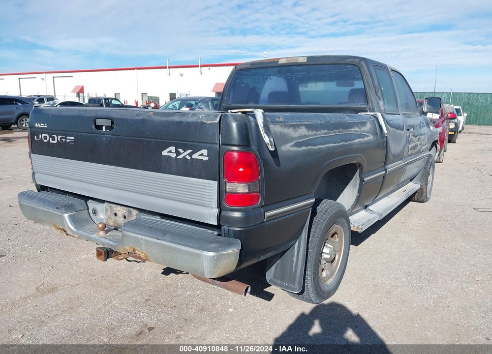 1995 DODGE RAM 1500 VIN: 3B7HF13Z8SM113874