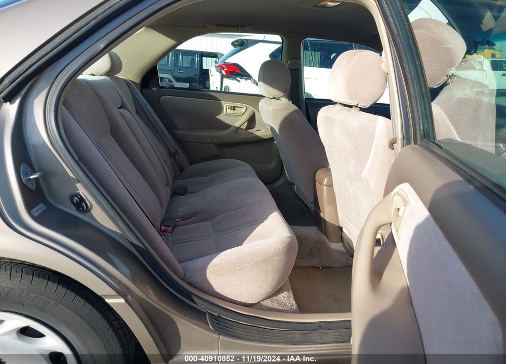 1999 TOYOTA CAMRY LE VIN: 4T1BG22K7XU615657