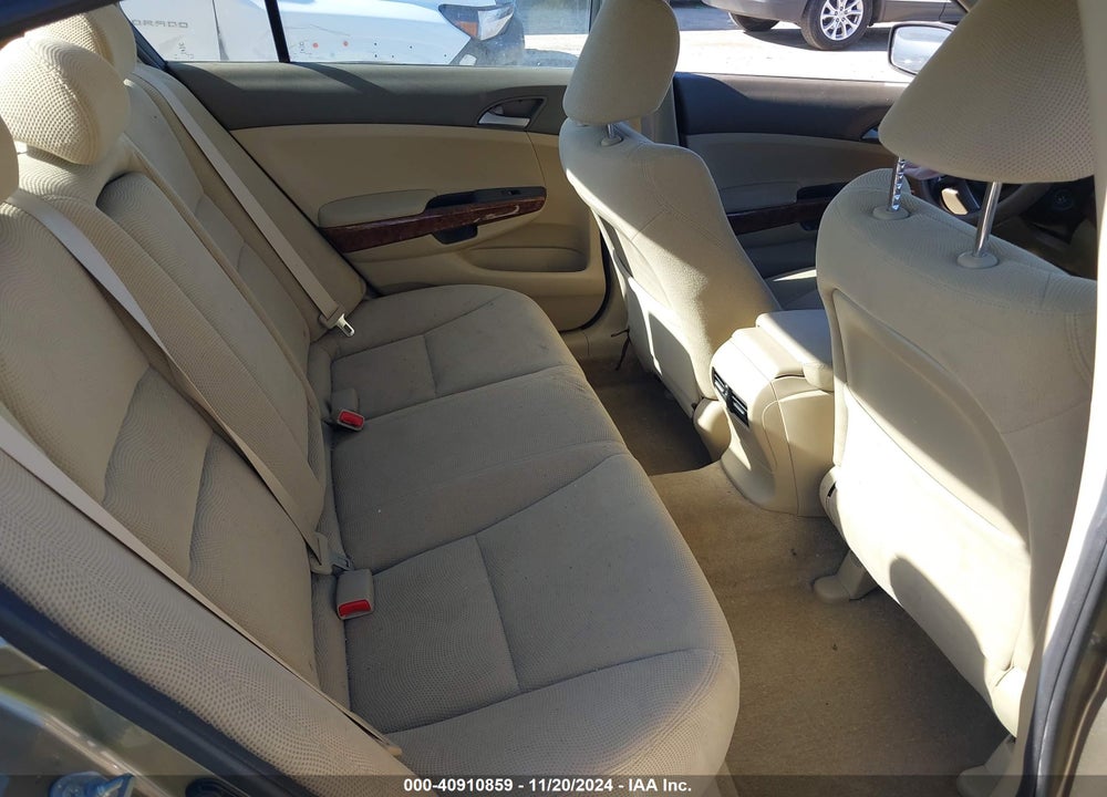 2010 HONDA ACCORD 2.4 EX VIN: 1HGCP2F76AA097923