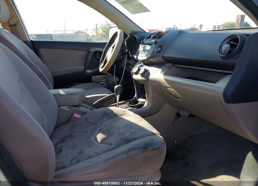 2006 TOYOTA RAV4 VIN: JTMZD35V965011480