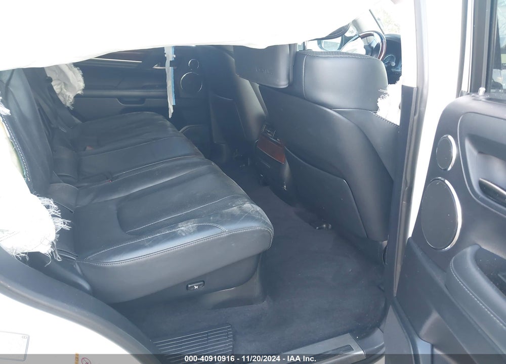 2018 LEXUS LX 570 THREE-ROW VIN: JTJHY7AX0J4266318